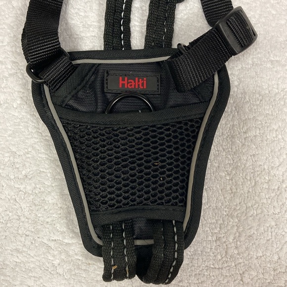 Halti nylon no pull dog harness size medium - Picture 2 of 6